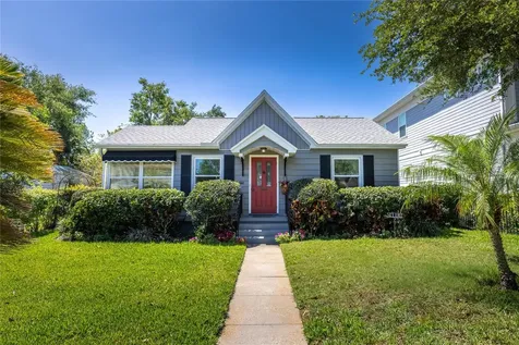 544 28th Avenue N St Petersburg FL 33704