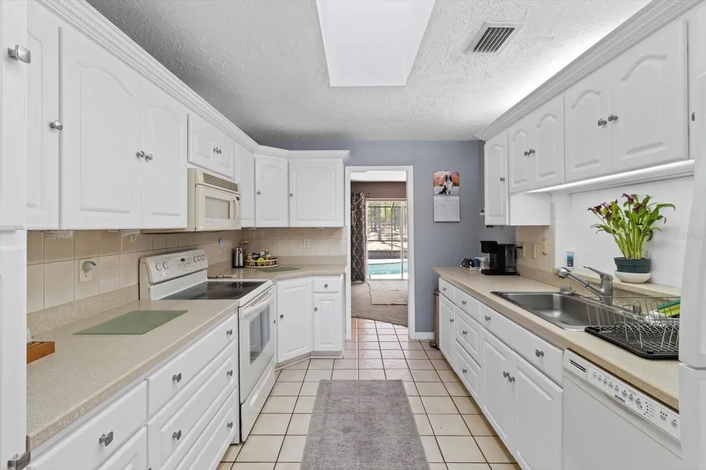 5531 N Mallows Circle Beverly Hills FL 34465