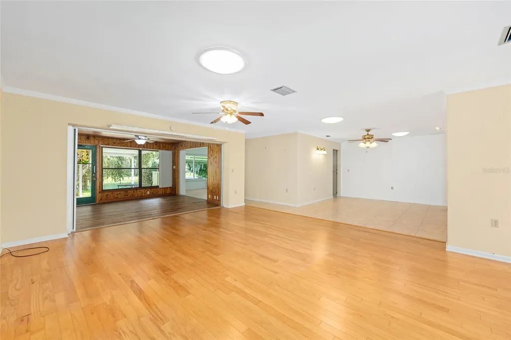 12180 Maple Street Dunnellon FL 34432