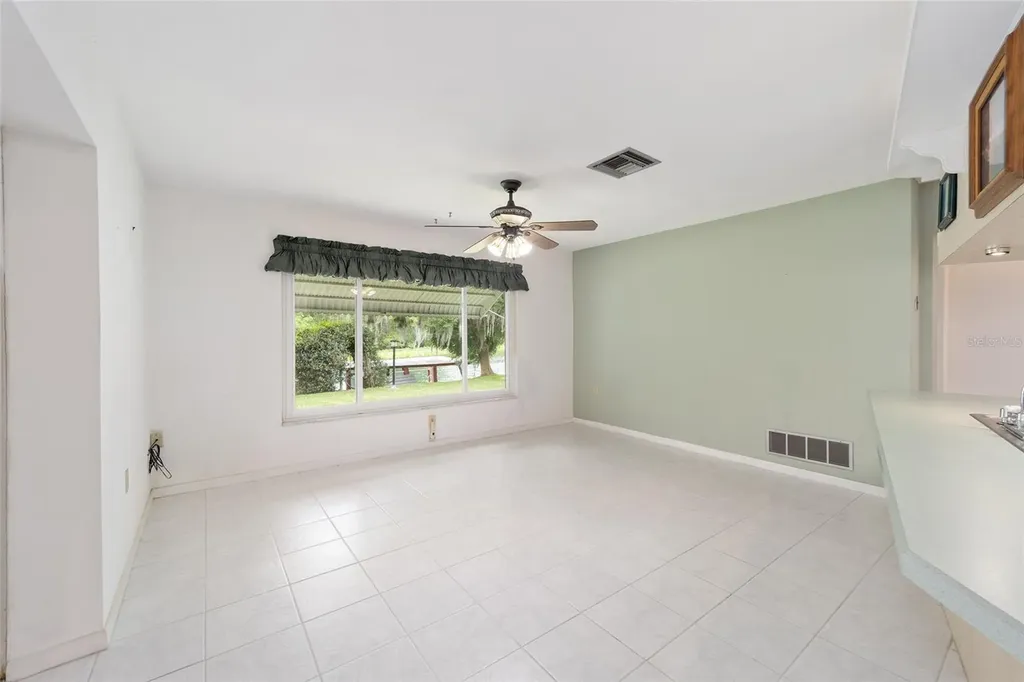 12180 Maple Street Dunnellon FL 34432