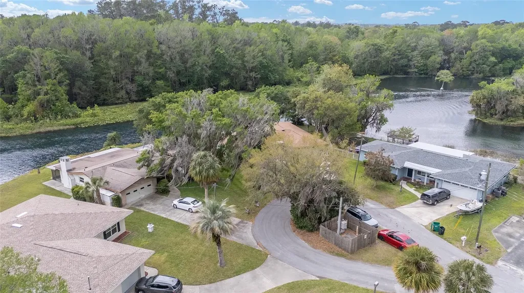 12180 Maple Street Dunnellon FL 34432