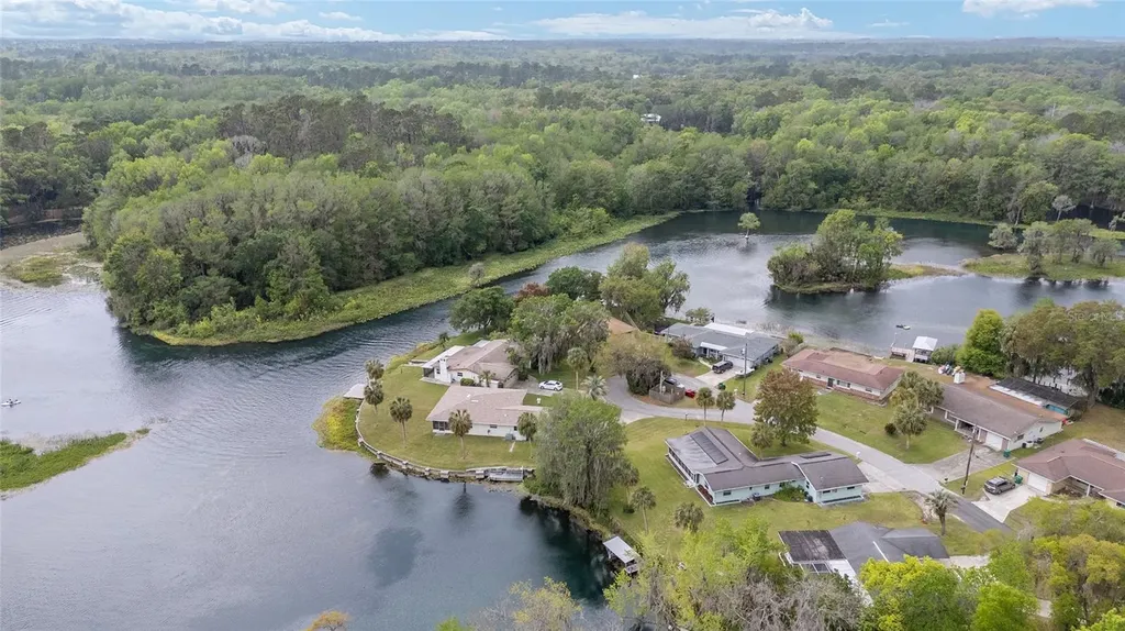12180 Maple Street Dunnellon FL 34432