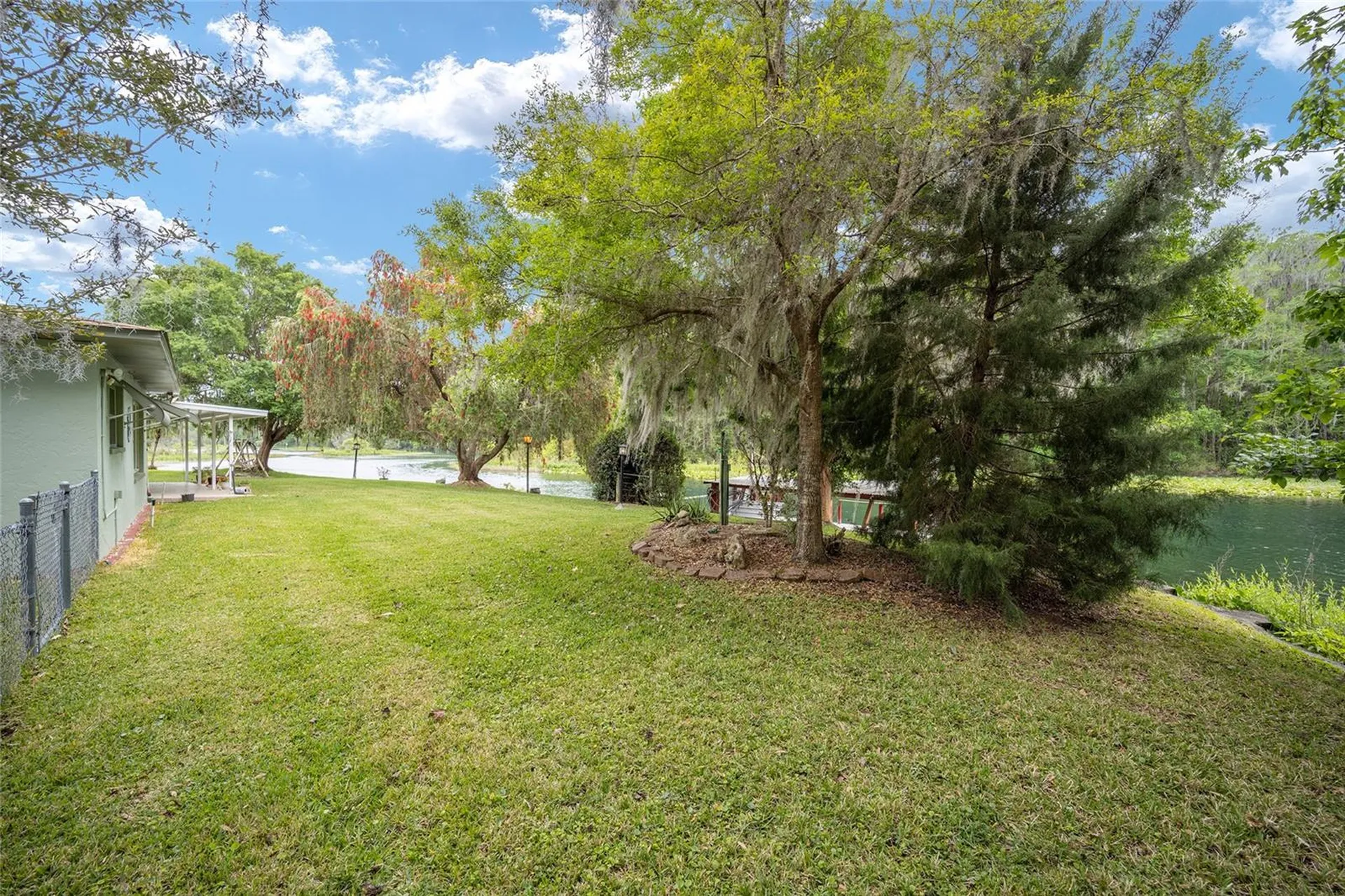12180 Maple Street Dunnellon FL 34432