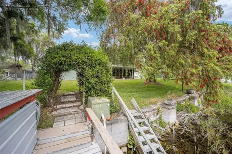 12180 Maple Street Dunnellon FL 34432