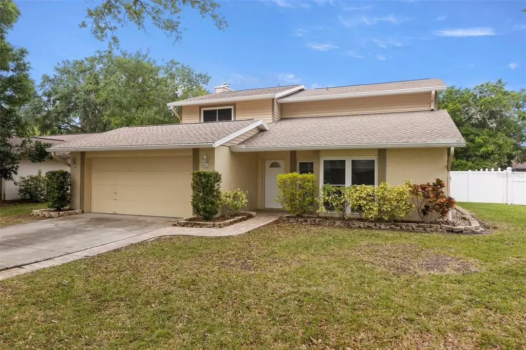 15906 Country Place Tampa FL 33624