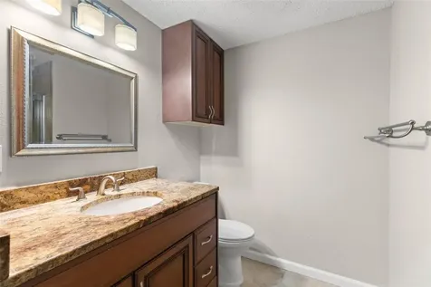 15906 Country Place Tampa FL 33624