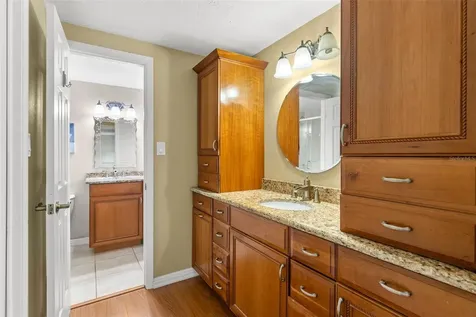 15906 Country Place Tampa FL 33624