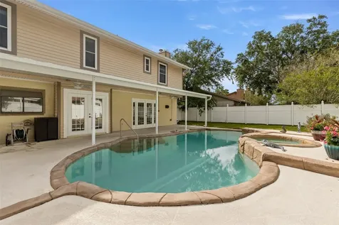 15906 Country Place Tampa FL 33624
