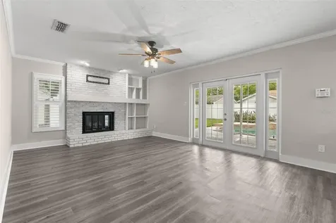 15906 Country Place Tampa FL 33624