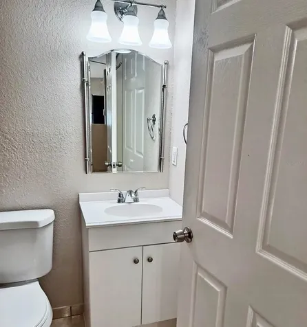 8407 River Oaks Drive Tampa FL 33615