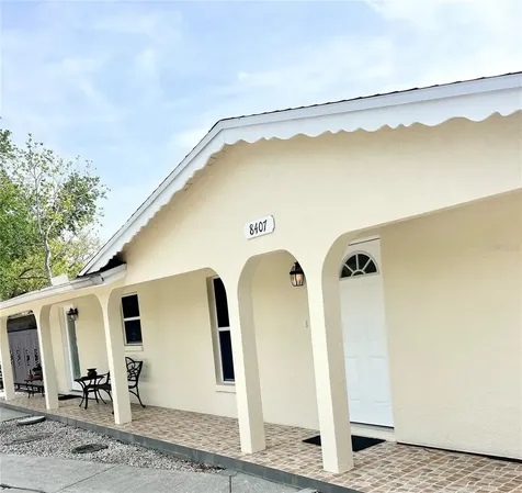 8407 River Oaks Drive Tampa FL 33615