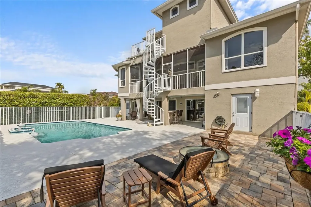 2050 N Pointe Alexis Drive Tarpon Springs FL 34689