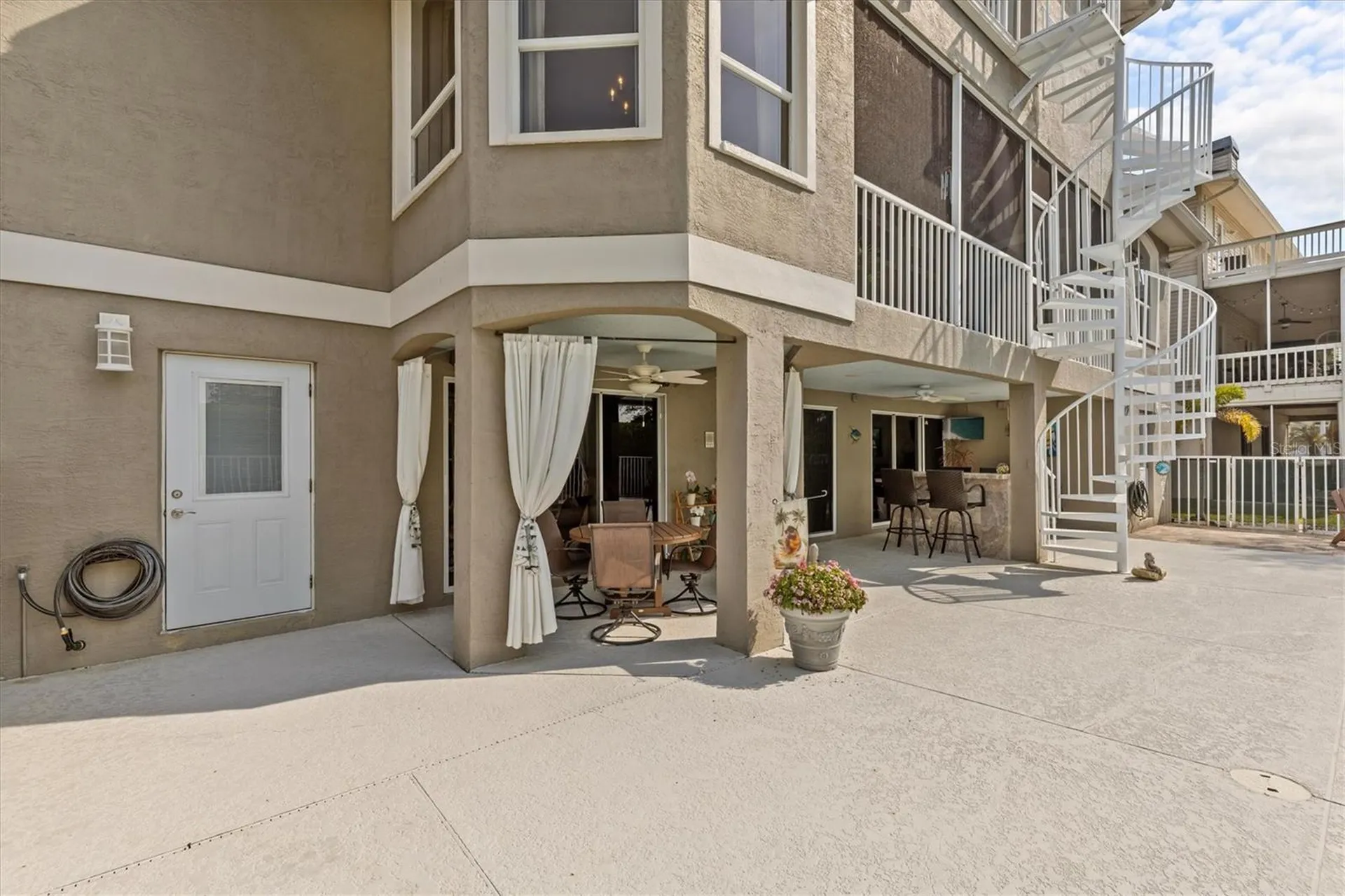 2050 N Pointe Alexis Drive Tarpon Springs FL 34689