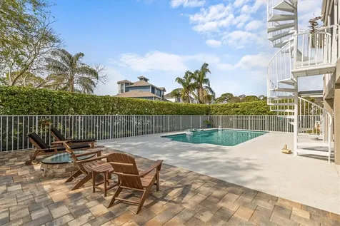 2050 N Pointe Alexis Drive Tarpon Springs FL 34689