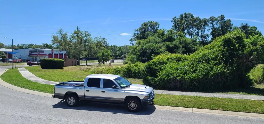 0 Wood Dove, Lots 1.2.3.&4 Avenue Tarpon Springs FL 34689