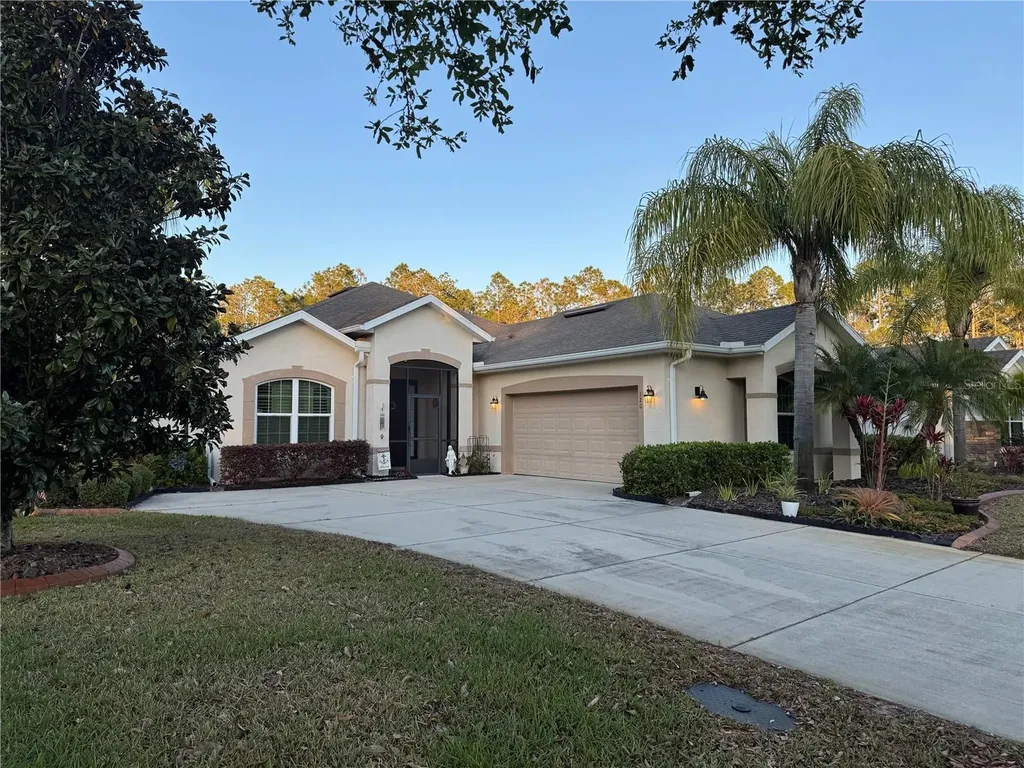 120 S Hummingbird Place Palm Coast FL 32164