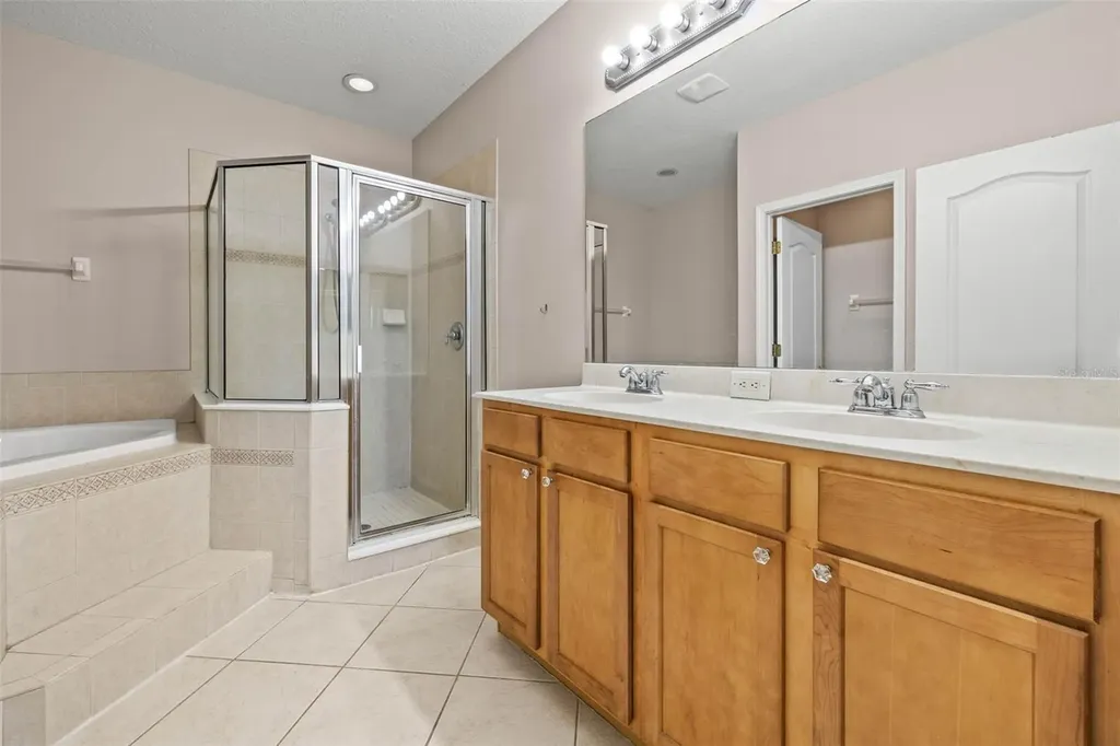 10418 Tulip Field Way Riverview FL 33578