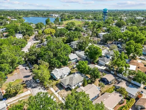 1115 Crescent Lake Drive N St Petersburg FL 33701