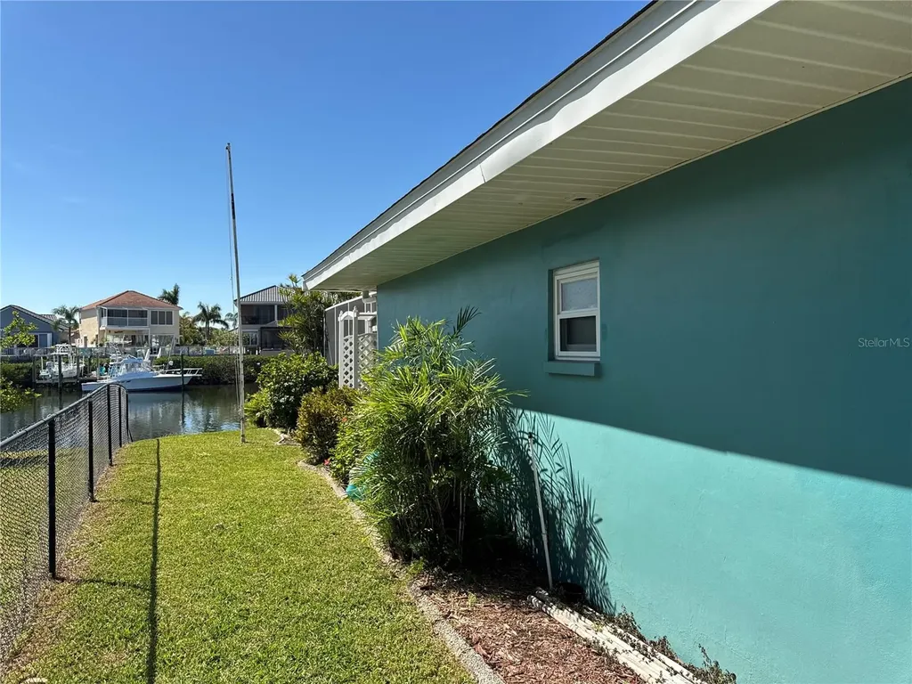 6319 Cocoa Lane Apollo Beach FL 33572