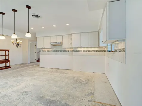 202 South Drive Englewood FL 34223