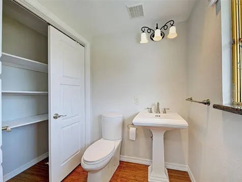 202 South Drive Englewood FL 34223