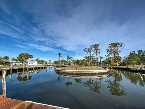 202 South Drive Englewood FL 34223