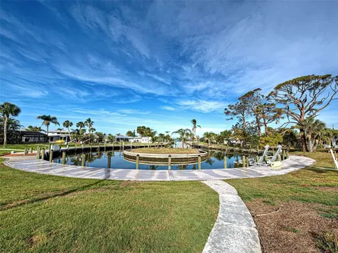 202 South Drive Englewood FL 34223