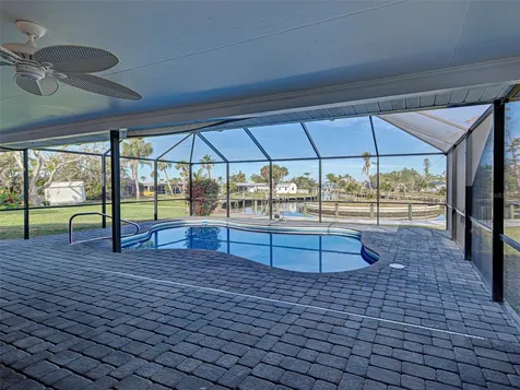 202 South Drive Englewood FL 34223