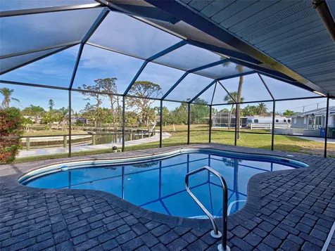 202 South Drive Englewood FL 34223