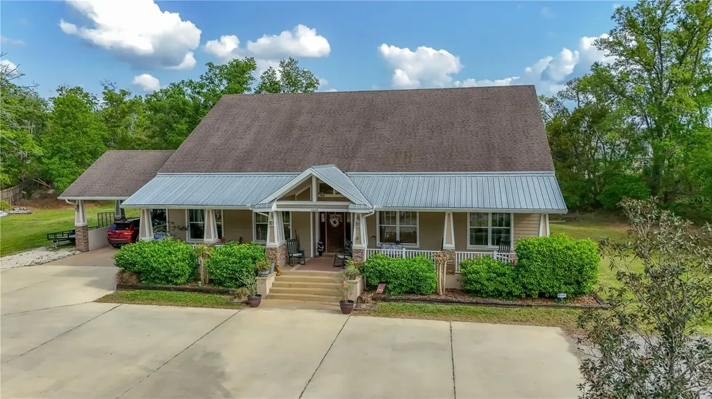 6448 Country Club Road Wesley Chapel FL 33544