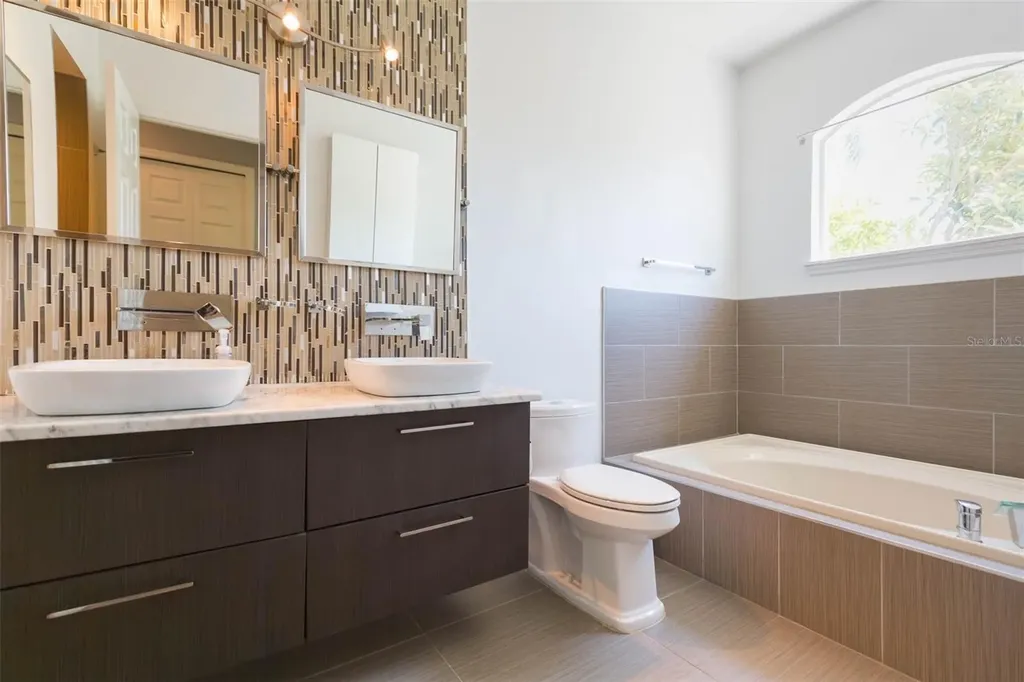 6426 31st Street S St Petersburg FL 33712