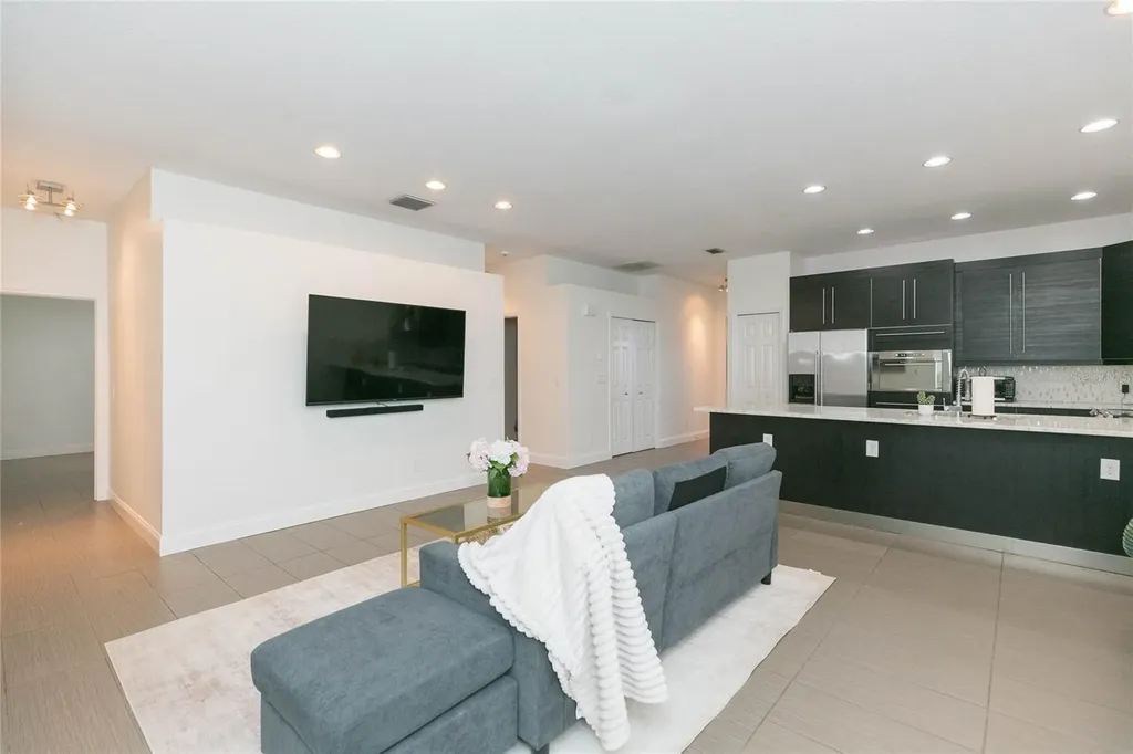 6426 31st Street S St Petersburg FL 33712
