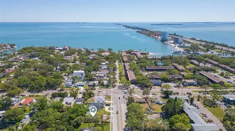 6426 31st Street S St Petersburg FL 33712