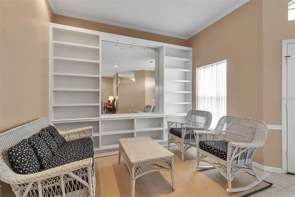 7309 Regina Royale Boulevard Sarasota FL 34238