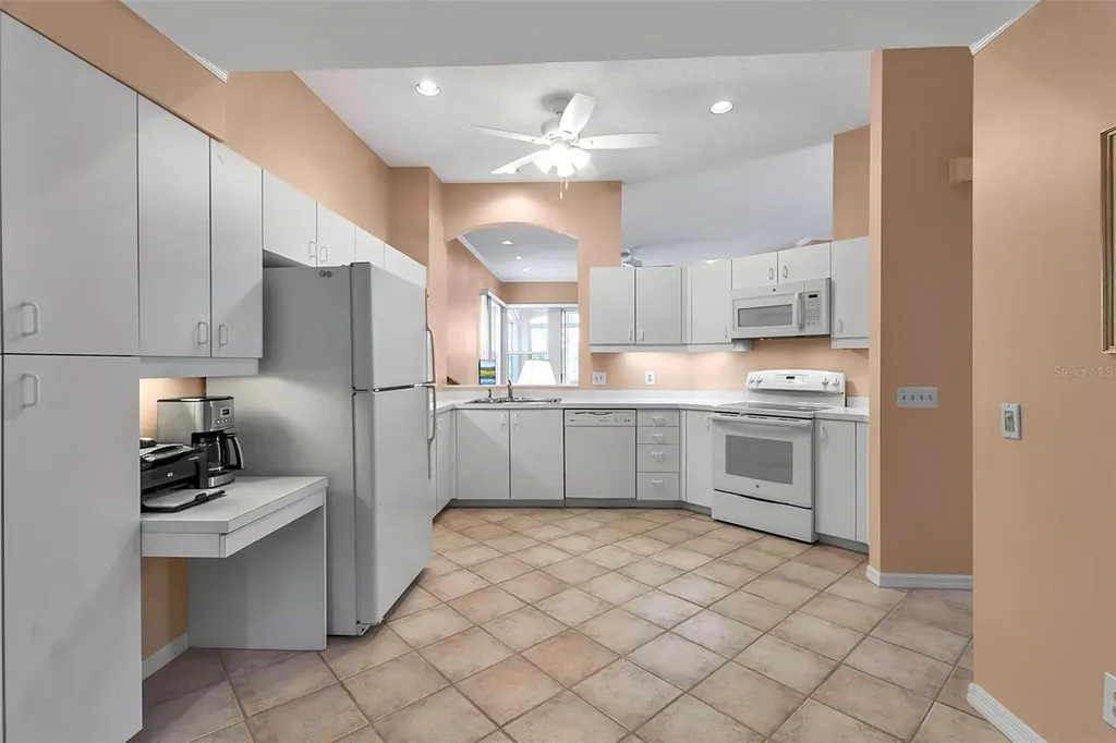 7309 Regina Royale Boulevard Sarasota FL 34238