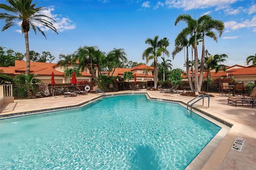 7309 Regina Royale Boulevard Sarasota FL 34238