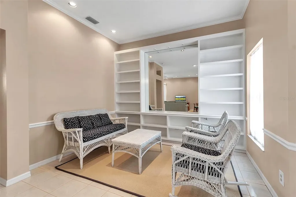 7309 Regina Royale Boulevard Sarasota FL 34238