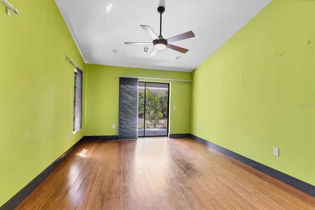 480 58th Street Sarasota FL 34243