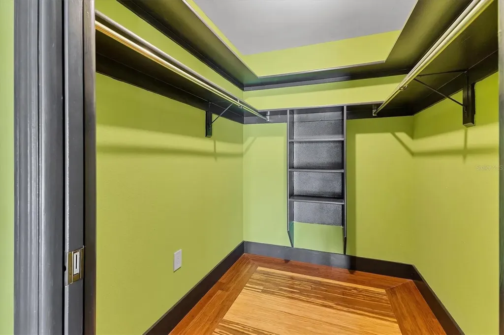 480 58th Street Sarasota FL 34243