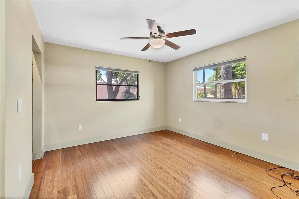 480 58th Street Sarasota FL 34243