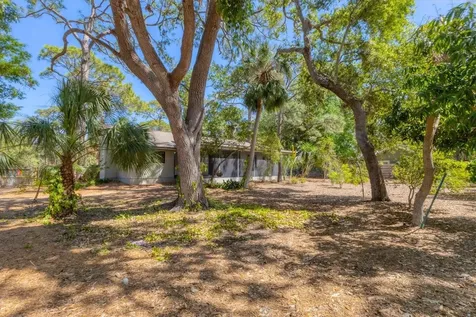 480 58th Street Sarasota FL 34243