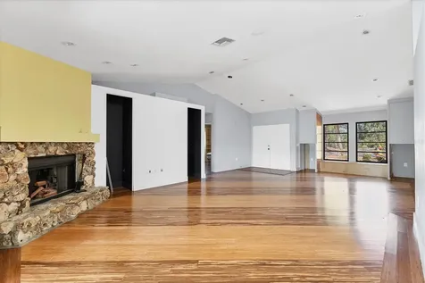 480 58th Street Sarasota FL 34243