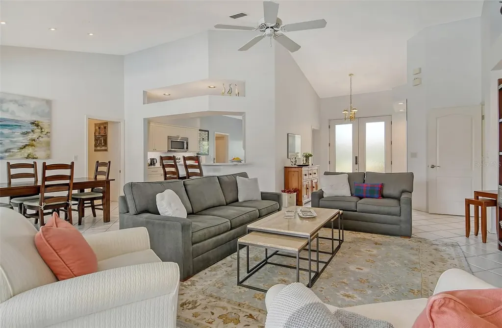 4444 Highland Oaks Circle Sarasota FL 34235