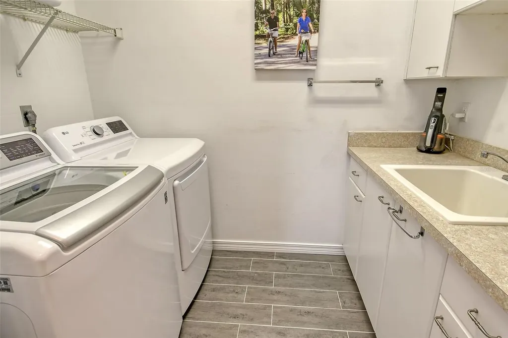 4444 Highland Oaks Circle Sarasota FL 34235