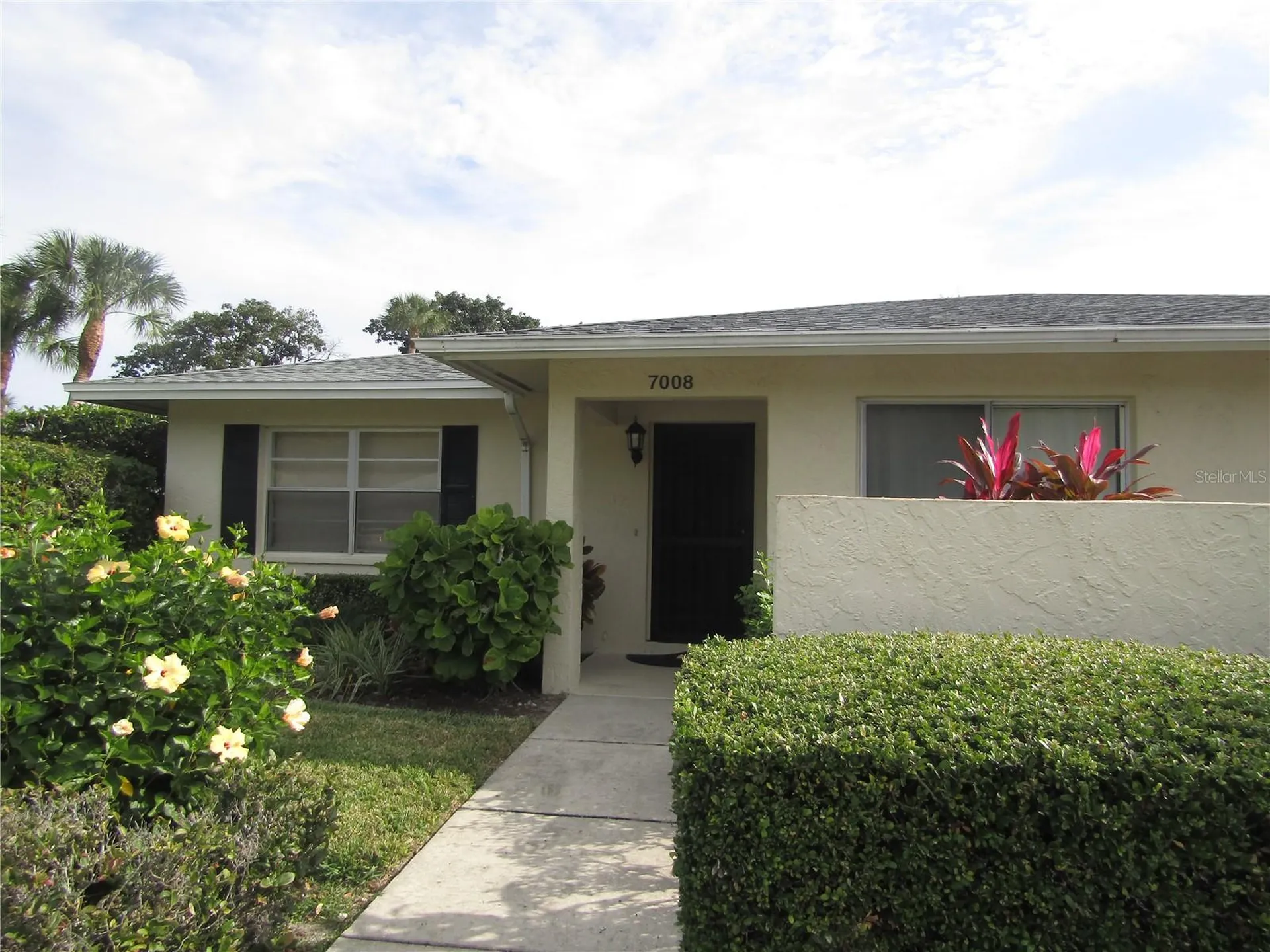 7008 W Country Club Drive N Sarasota FL 34243