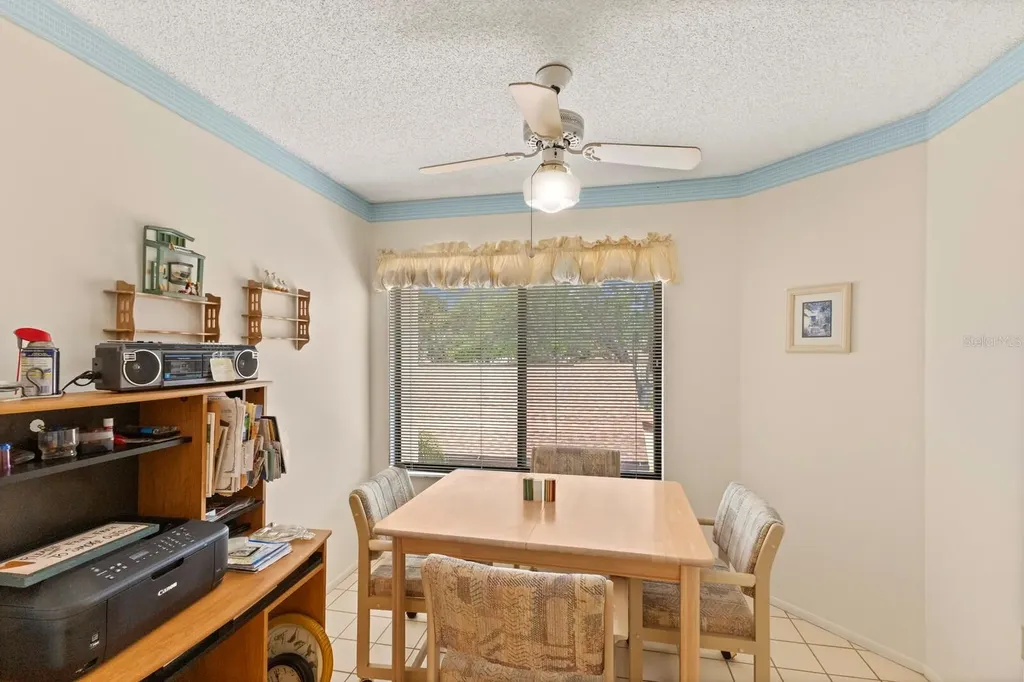 5729 Avista Drive Sarasota FL 34243