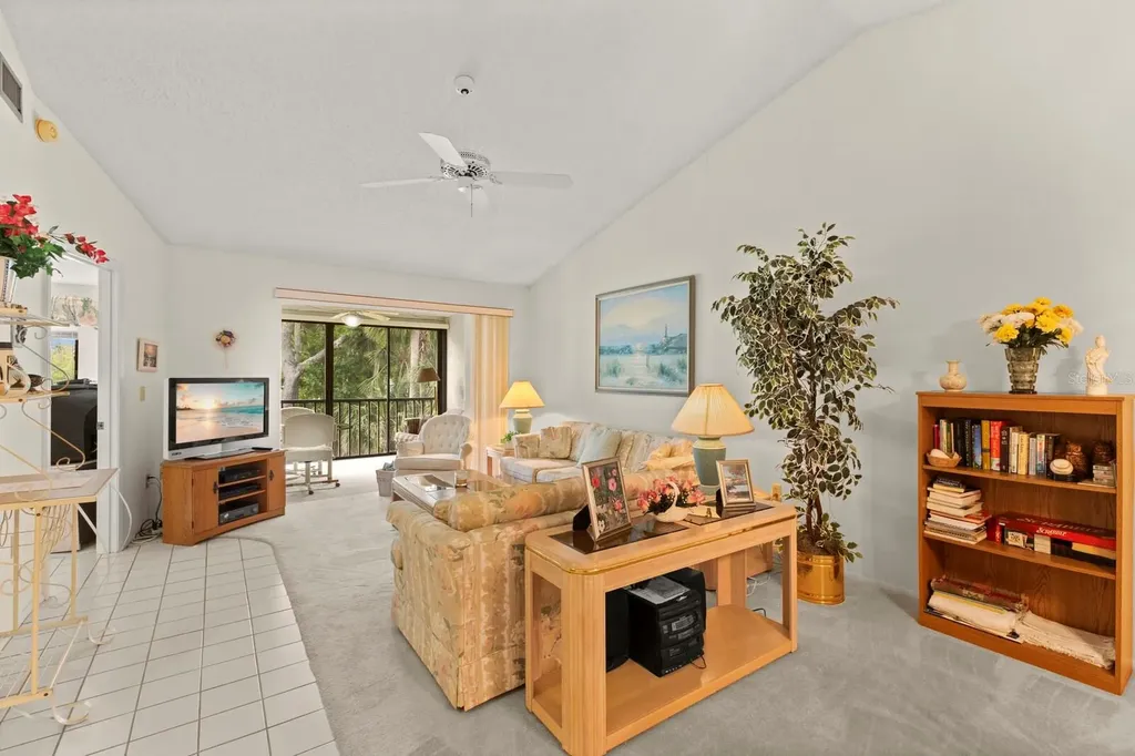 5729 Avista Drive Sarasota FL 34243