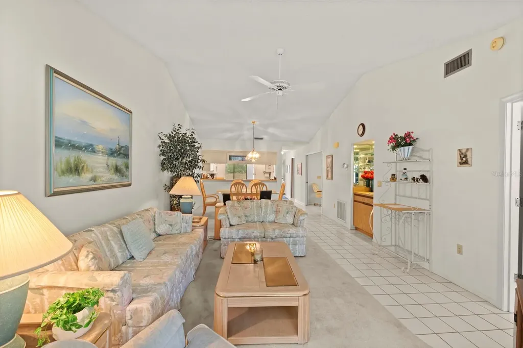 5729 Avista Drive Sarasota FL 34243