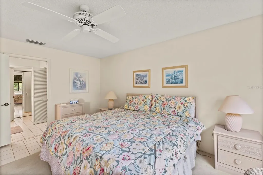 5729 Avista Drive Sarasota FL 34243