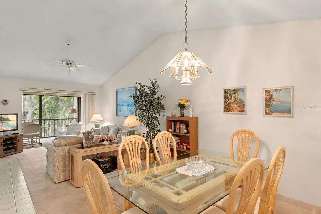 5729 Avista Drive Sarasota FL 34243